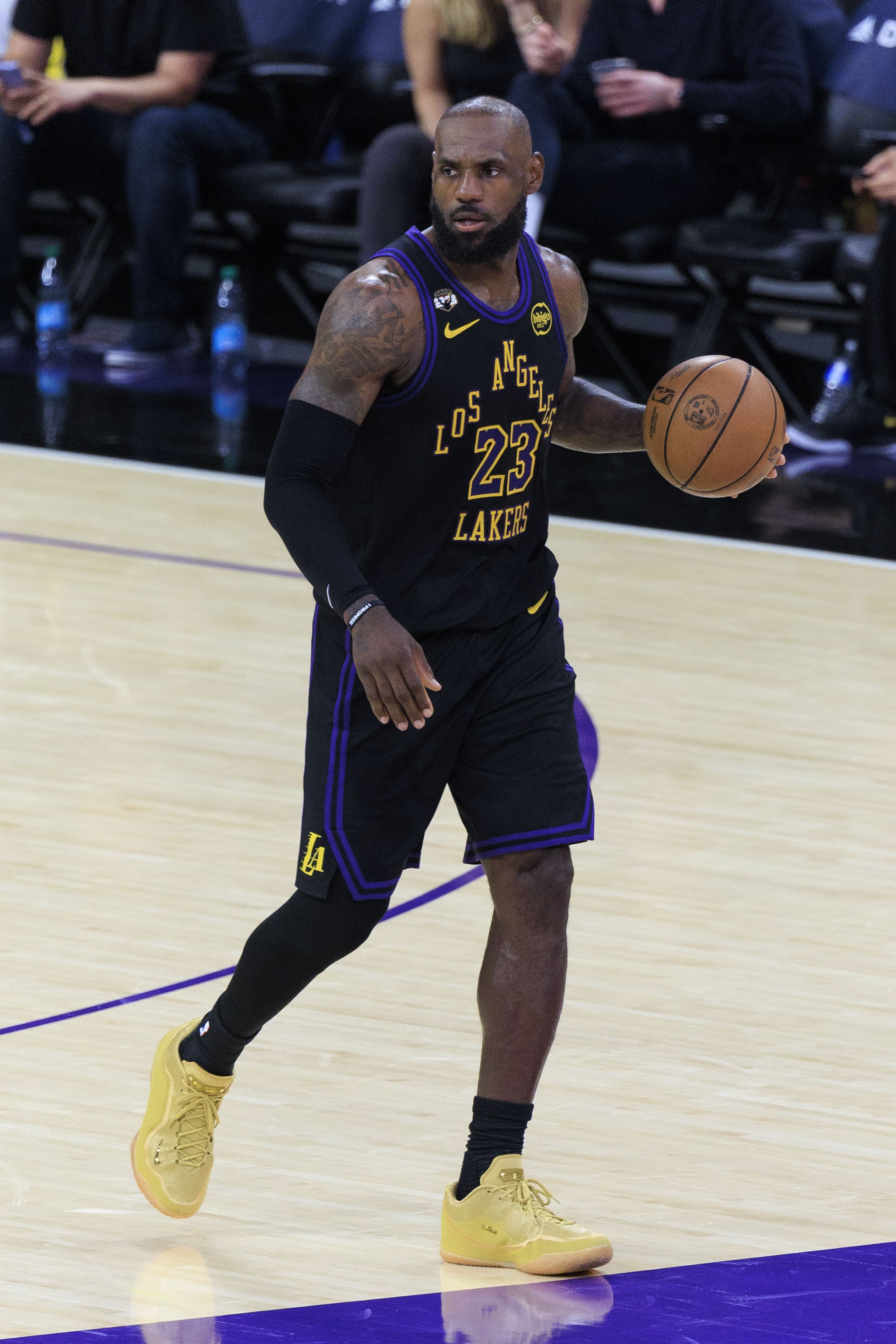 阿里納斯：建隊(duì)基石首選勒布朗而非喬丹 全能型球星無(wú)需刻意搭配